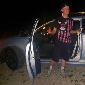 Meet your Posher, Austin